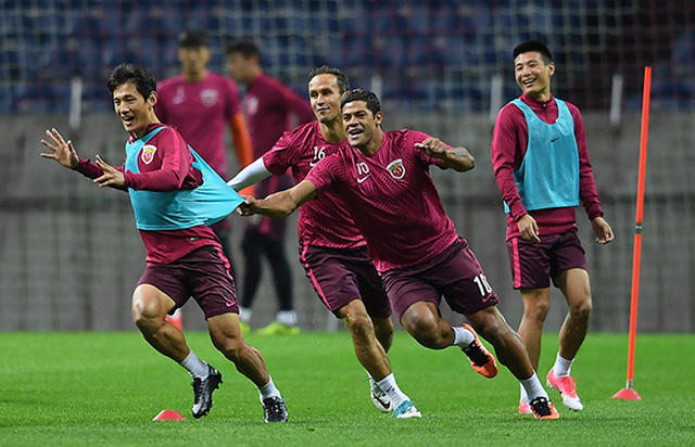 AYX- 亚冠今夜走向成谜，洛杉矶湖人止住颓势，底气十足，控场能力受关注