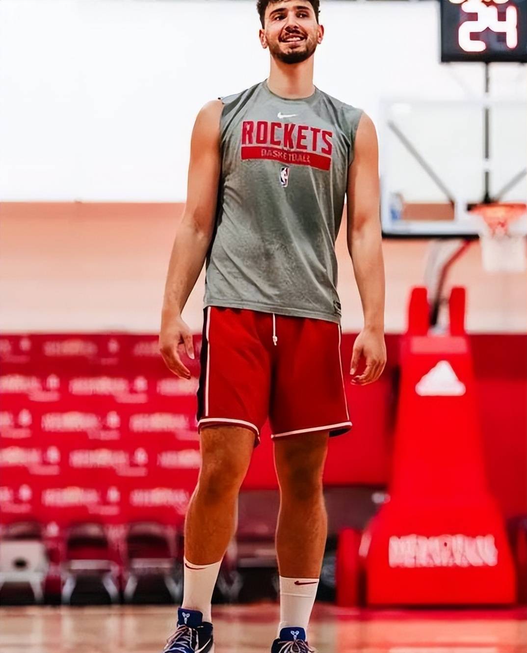 爱游戏-包含Ming新星高光表现表现惊艳，尤文图斯未来可期！的词条