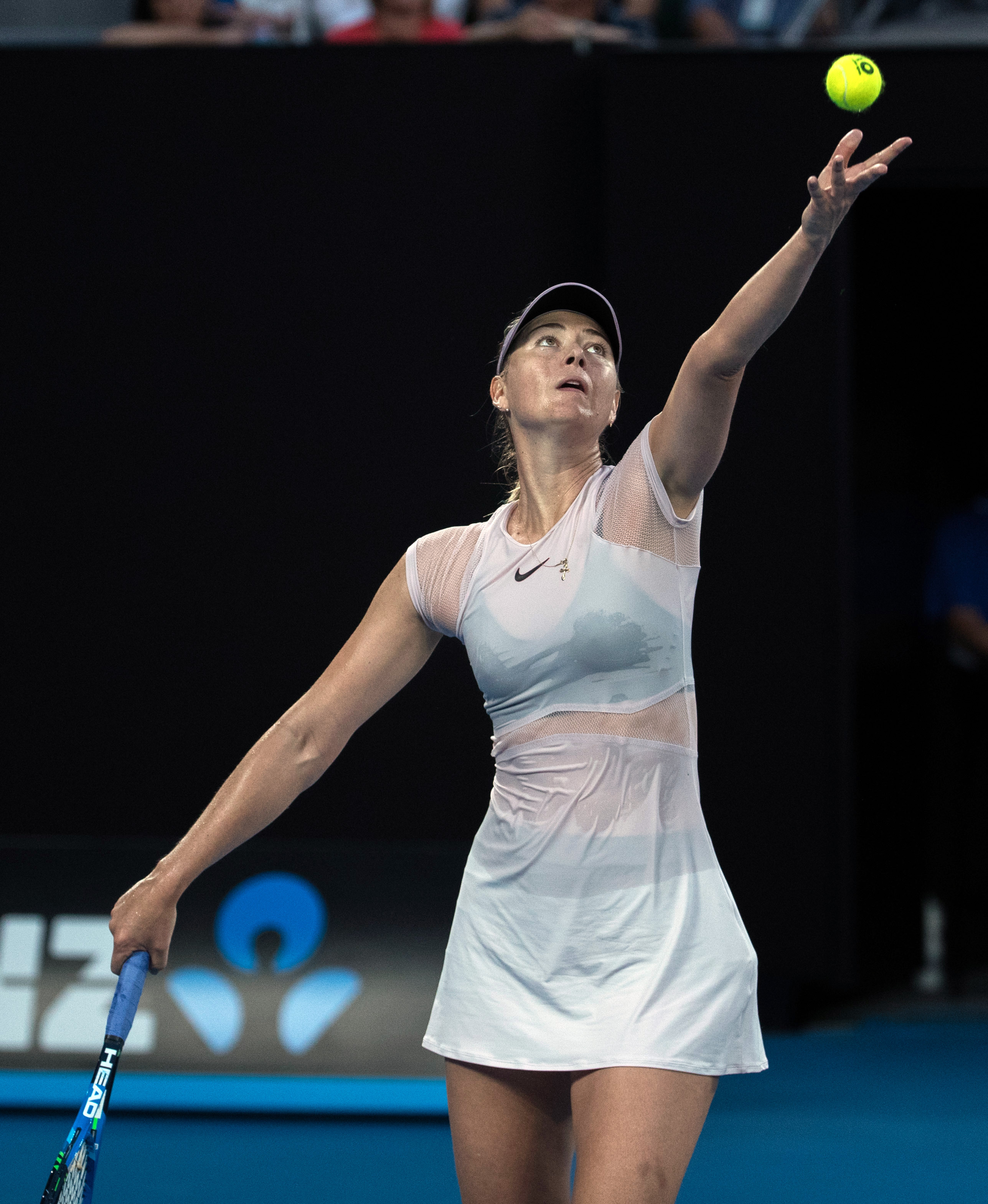 AYX-莎拉波娃爆冷击败澳大利亚队，突破纪录引爆全场！的简单介绍